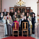 Kong Harald og dronning Sonja besøker kirken på Røst. Røstkoret synger "Har du fyr" av Ola Bremnes. Foto: Berit Roald / NTB scanpix